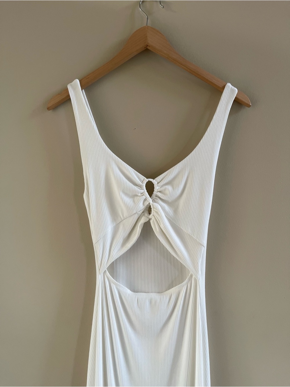 L*Space Camille Dress in Cream; Size: Medium - Picture 11 of 16